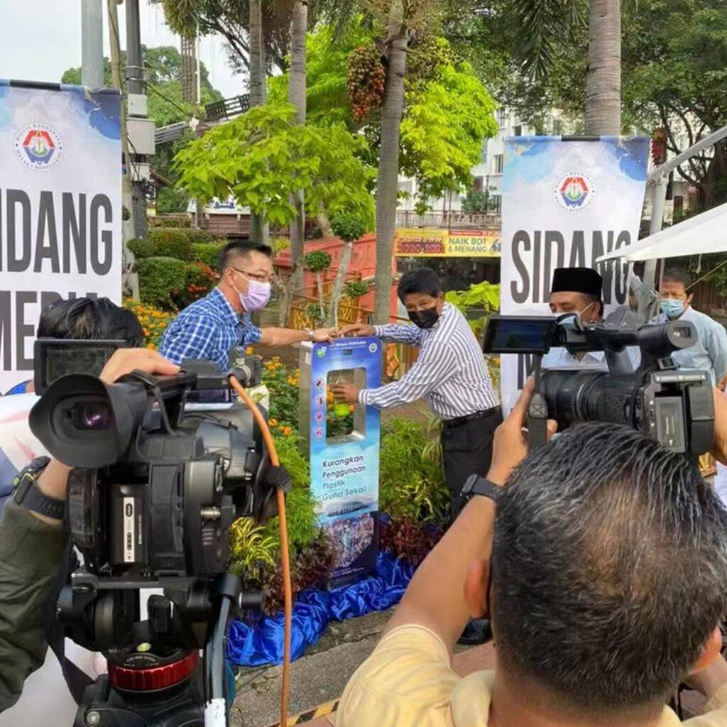 Ang iuison water dispenser ay sumusuporta sa proyekto ng municipal drinking water sa Penang, Malaysia