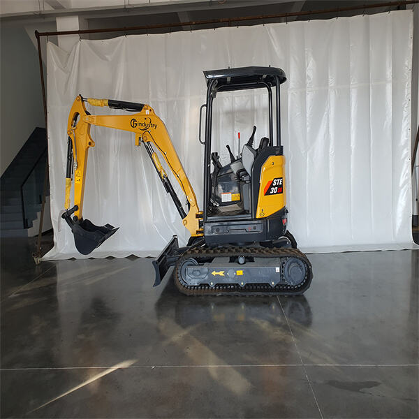 Experience the STE30SR Mini Excavator