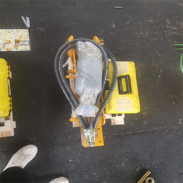 How Excavator Hydraulic Breakers Work