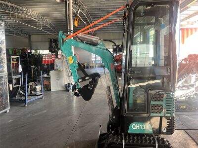 How Mini Track Excavators Improve Urban Construction Efficiency
