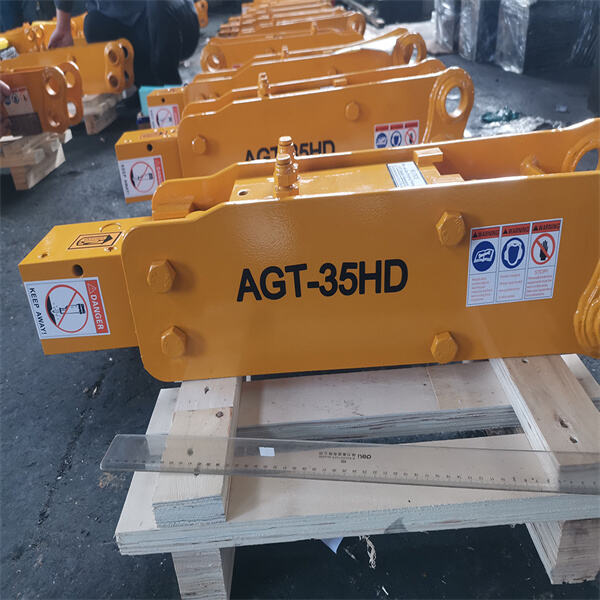 Versatile Applications of Excavator Hydraulic Breakers