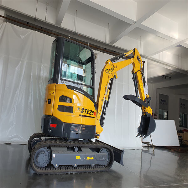 The STE35SR Excavator
