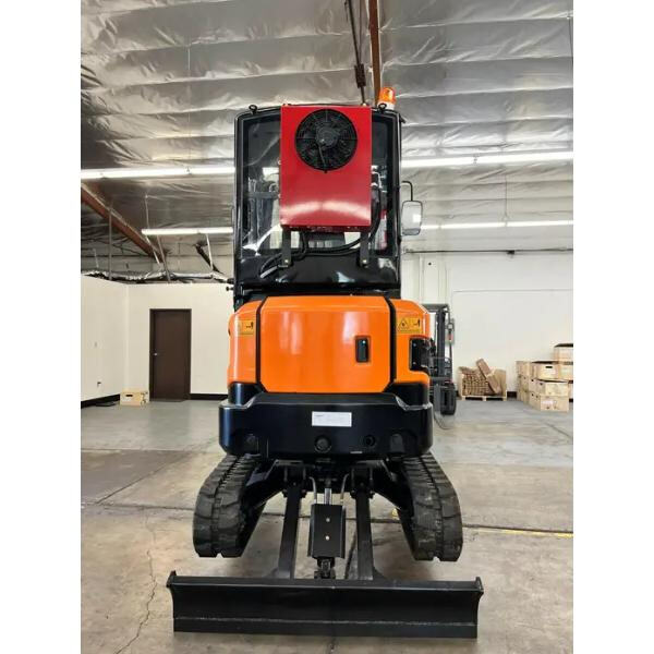 عزز إنتاجيتك مع حفارة صغيرة بسعة 3.5 طن من الطراز الرائد