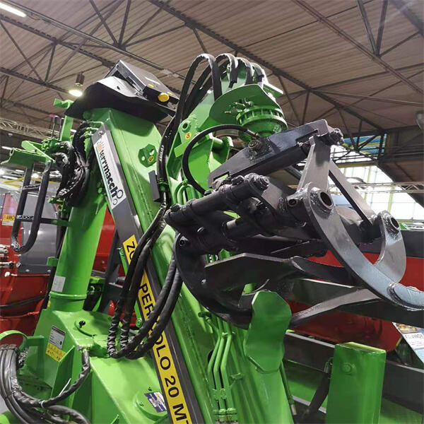 Perform a variety of tasks with the adaptable design of a rotating grapple.
