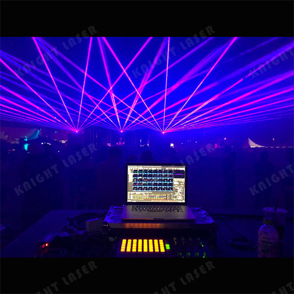 Experimentați magia laserului RGB 30W