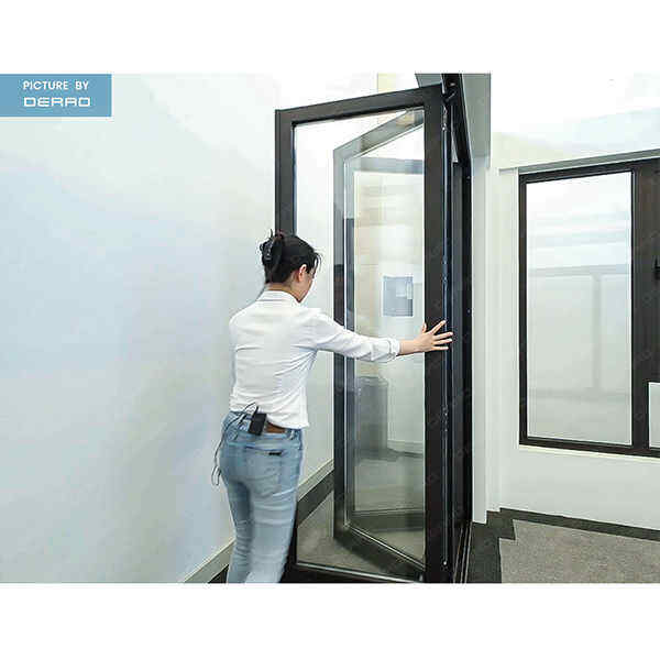 Experimenta libertad de diseño con versátiles puertas correderas