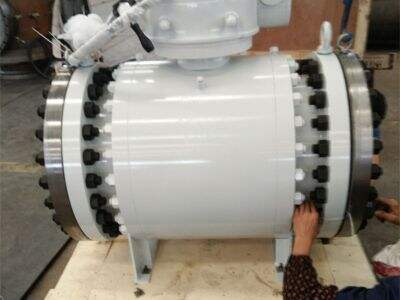 Why Fully Welded Ball Valves Are Ideal for Corrosive Fluids