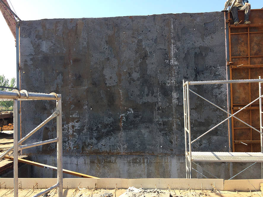 Foam concrete cast-in-place wall construction