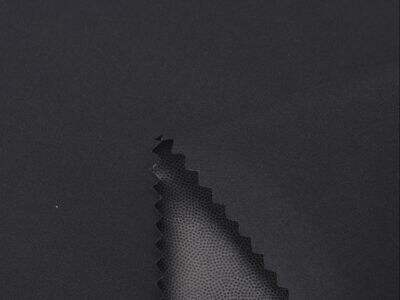 3-слойна Softshell тъкан: Комбинираща вятърoупорни, водонепропускливи и дишаеми характеристики