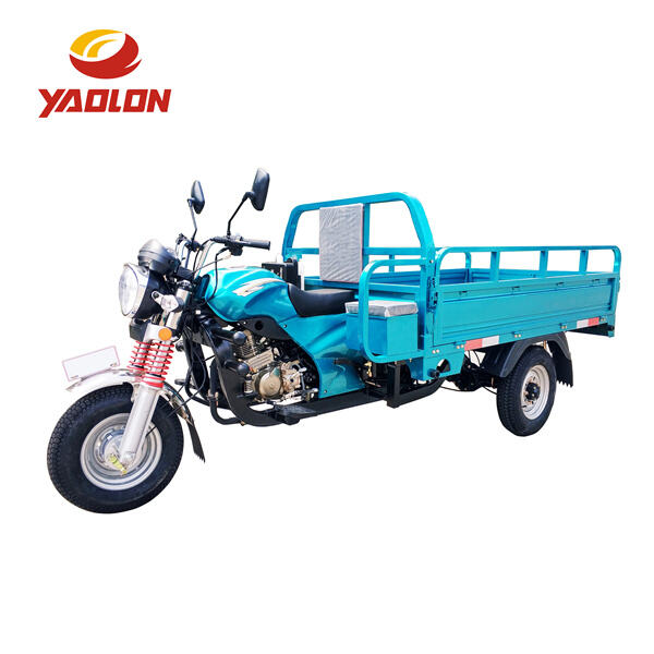 Pagdrayb ug Three-Wheel Motorcycle Car