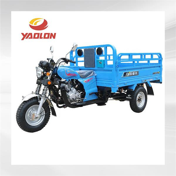 Save money on fuel costs and reduce your carbon footprint with the efficient 150cc/200cc engine.