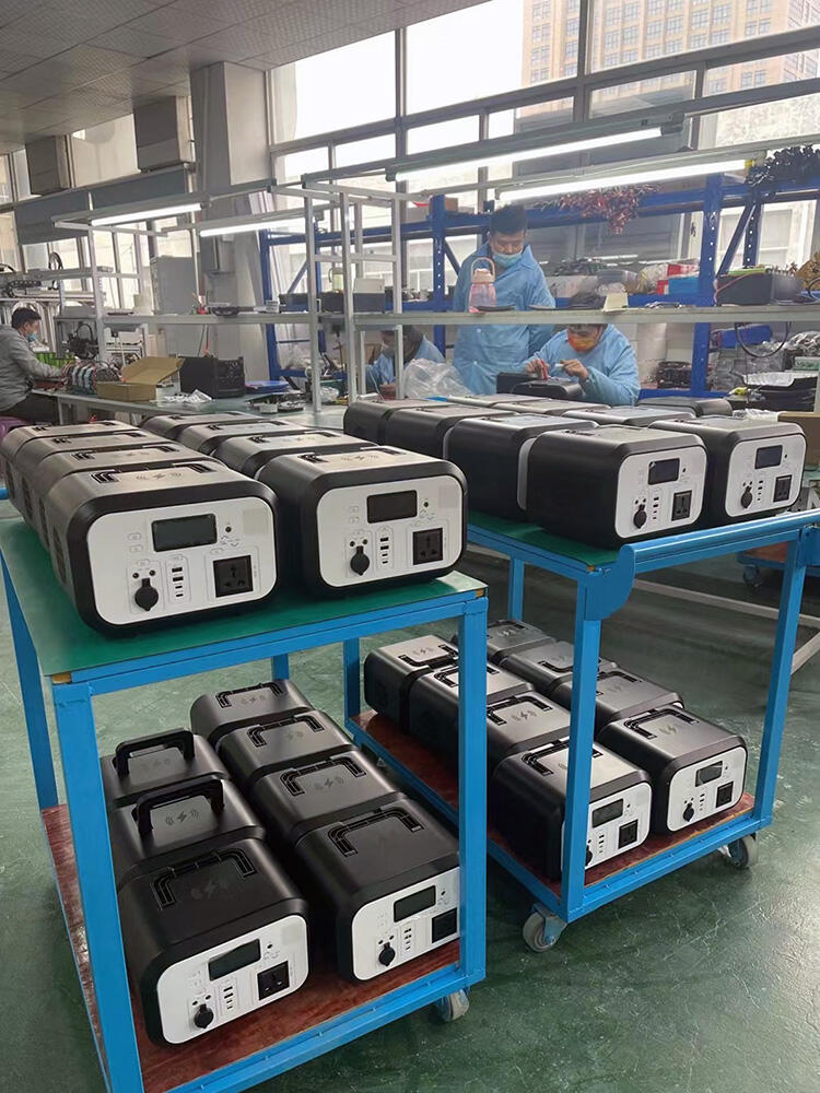 600W Small Portable Outdoor Power Station factory