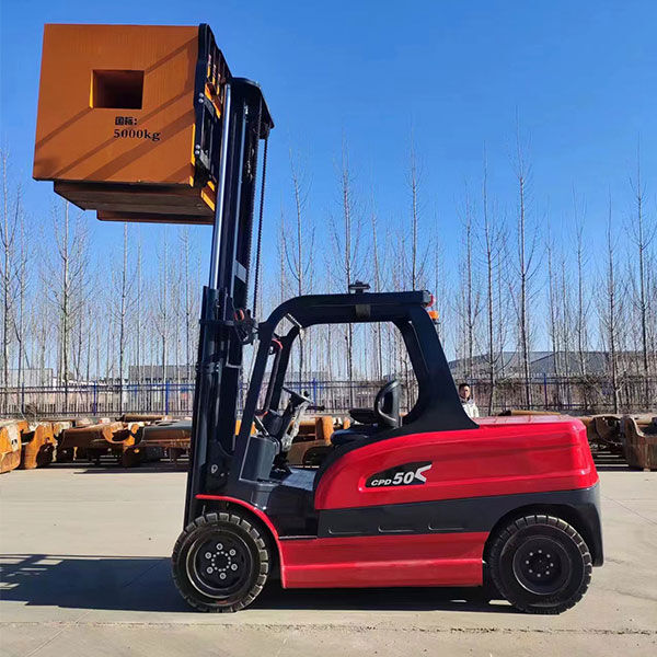 Benefits of a 5-ton forklift