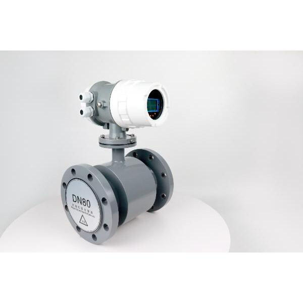 تعزيز إدارة المياه بتقنية عداد تدفق الصنبور