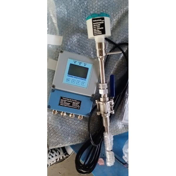 Exploring the inner workings of a thermal mass flow meter device