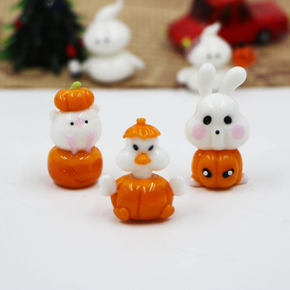 Factory Wholesale Handmade Custom Halloween Blow Glass Pumpkin Decor Ghost Festival factory