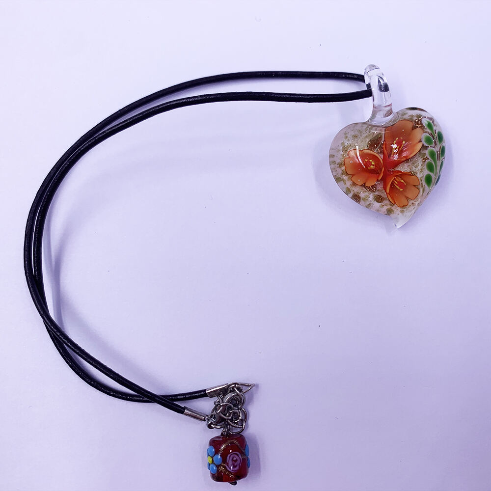 Best Selling Valentines Mix Irregular glass heart DIY glass Pendants for Necklace Pendant details