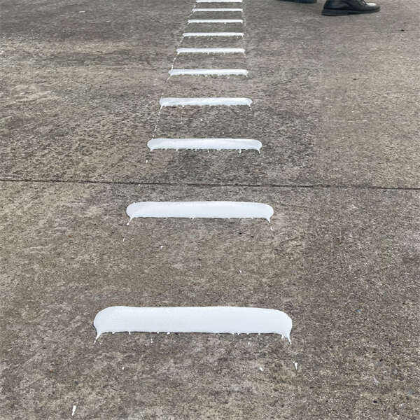 Advanced Technology for Long-Lasting Reflective Road Markings