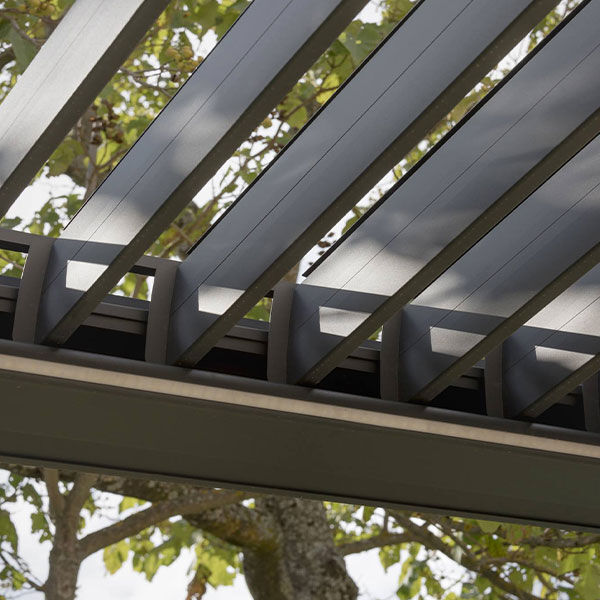 How to Use A Pergola With Movable Louvers