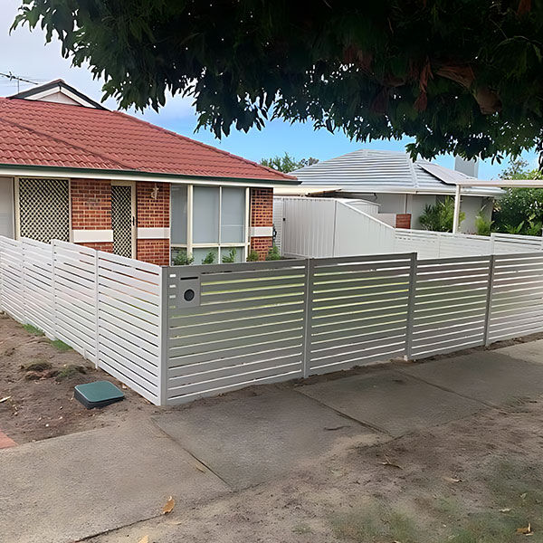 Modern Aluminum Fence Innovation