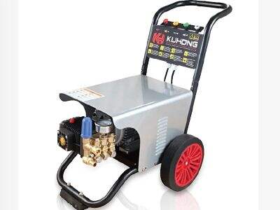 Pressure washers: gas vs. electric