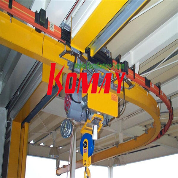 Explorer la polyvalence des barres de bus aériennes dans l'adaptation des solutions de distribution d'énergie