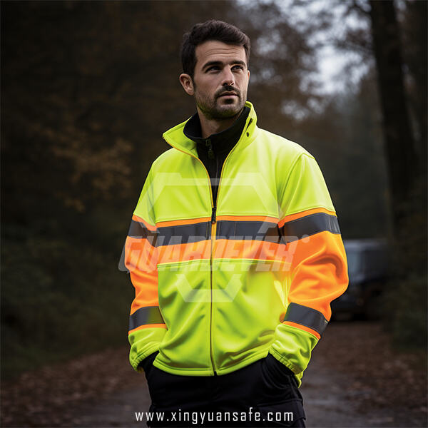 Safety Features of Hi Vis Pullovers