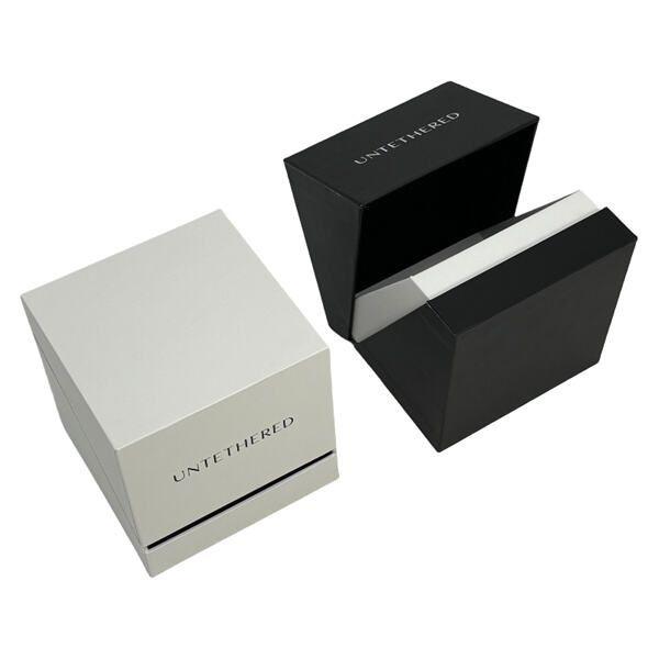 Elevate Your Candle Brand with Tailor-Made Packaging