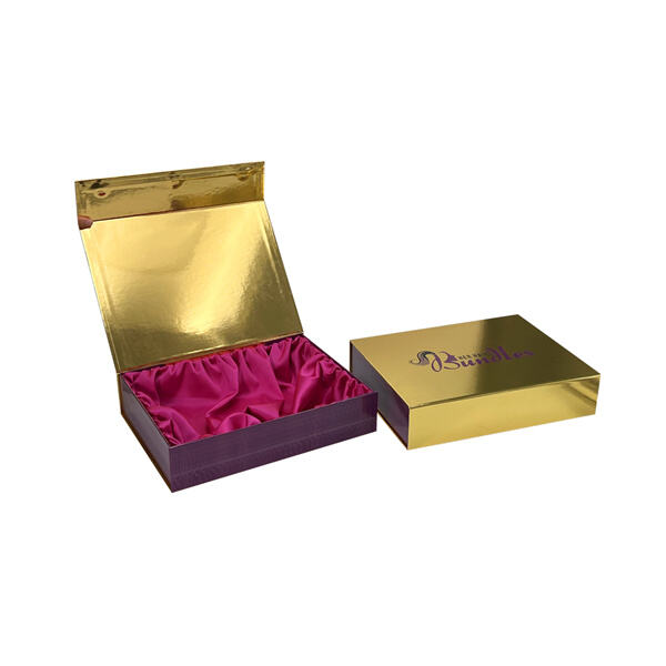 Illuminate your gift with the stylish and modern magnetic gift box spotlight.