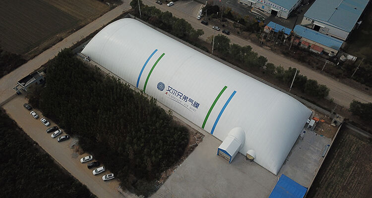 China Customized 2CBM/520 Gallon Rectangular  Shape Portable Drinking Plastic Water Storage Tank  for  Livestock Farm details