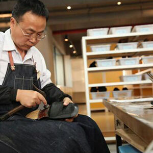 Uncovering the Shoe Production Process: Behind the High Quality