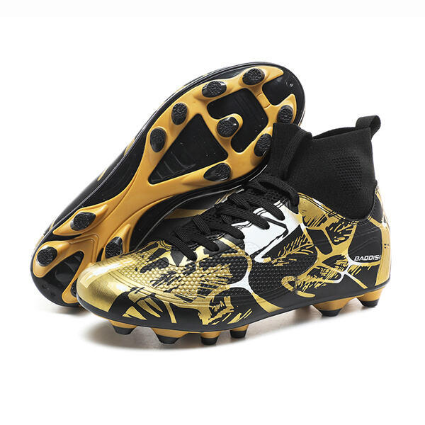 Innovation dans les chaussures de football en gros :