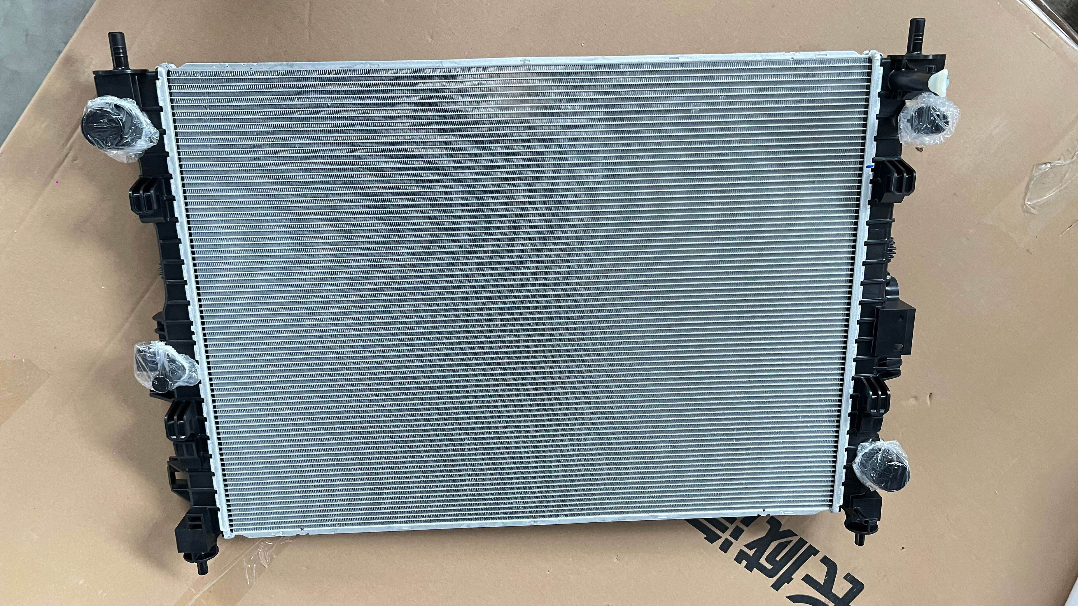 #1301101XGW02A Strong heat dissipation Original Offical Genuine Auto Body Parts GWM HAVAL Car Radiator Assembly supplier