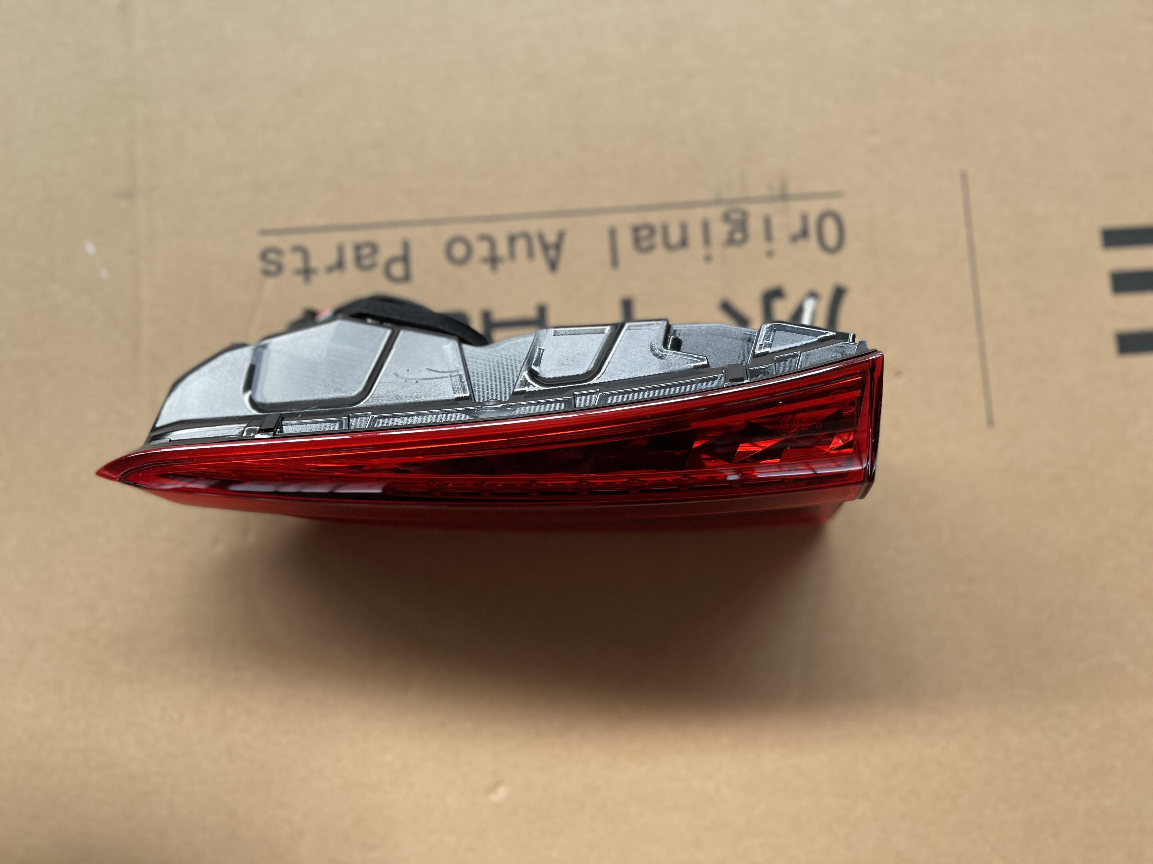 #4133103XST01AHigh brightness Original Offical Genuine Auto Body Parts GWM HAVAL Car Right Combination Rear Light Assy(Tailgate) supplier