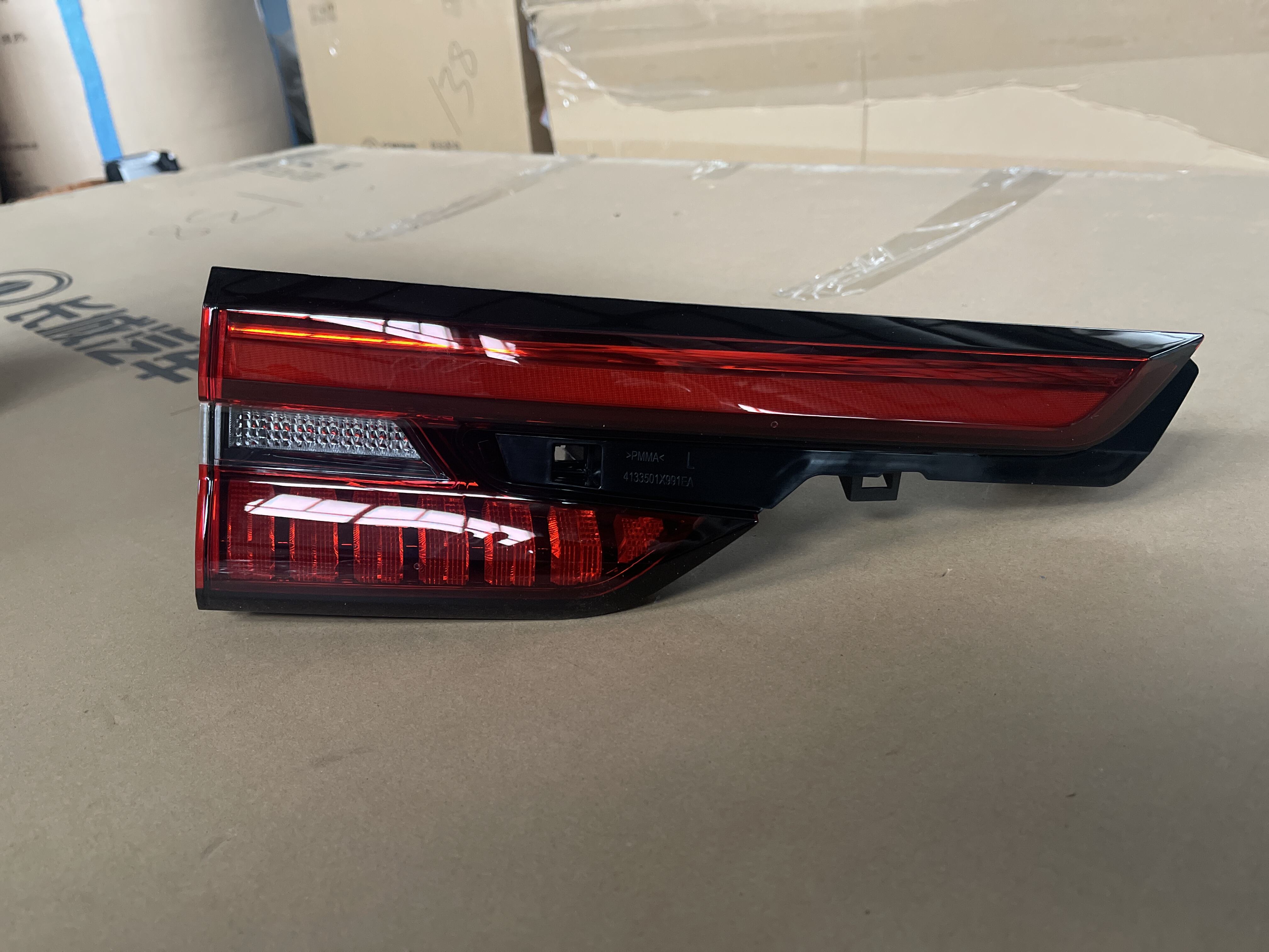 #4133107XKN03A High brightness Original Offical Genuine Auto Body Parts GWM HAVAL Car Left Combination Rear Light Assy(TAILGATE) factory