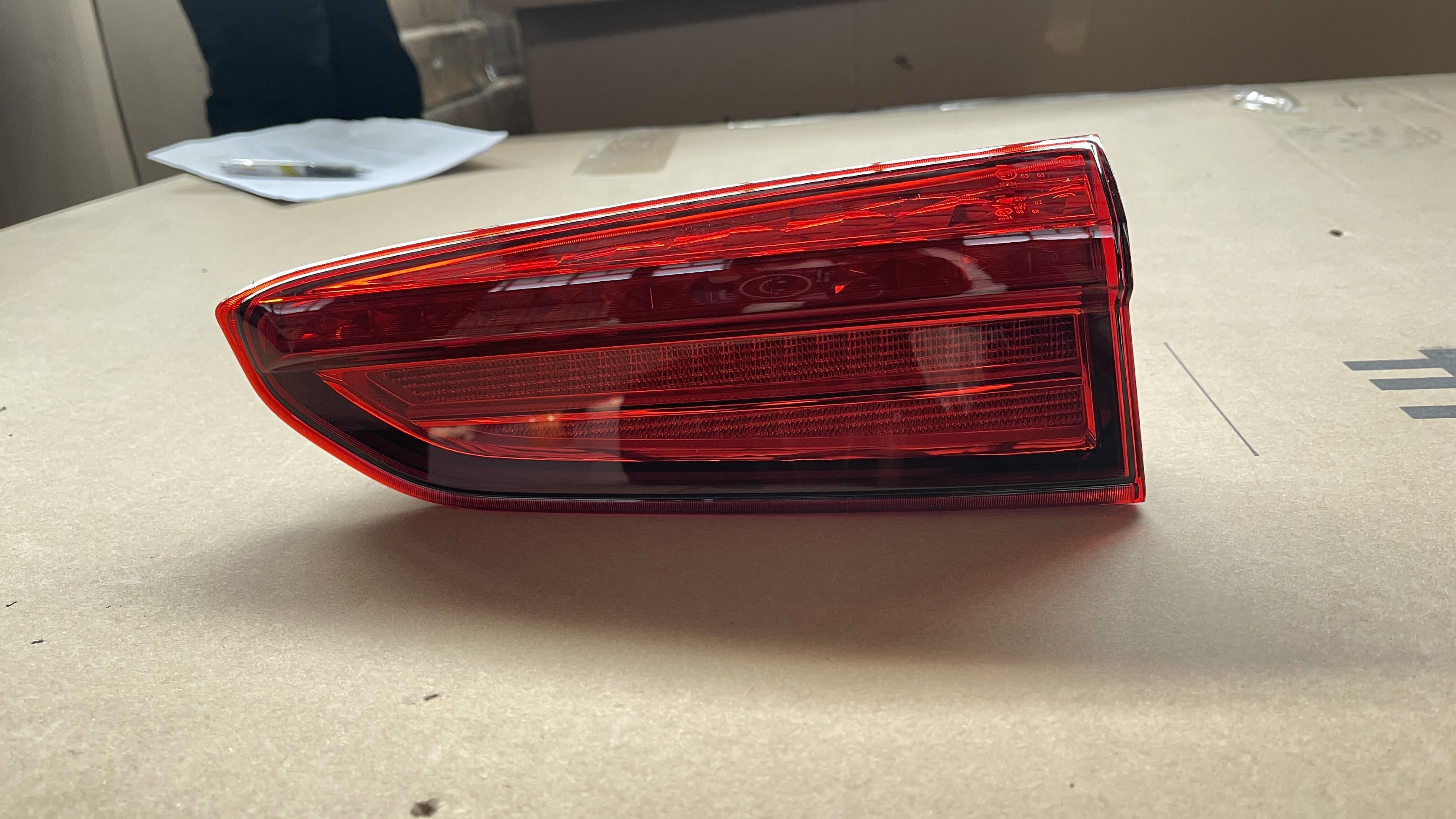 #4133103XST01AHigh brightness Original Offical Genuine Auto Body Parts GWM HAVAL Car Right Combination Rear Light Assy(Tailgate) supplier