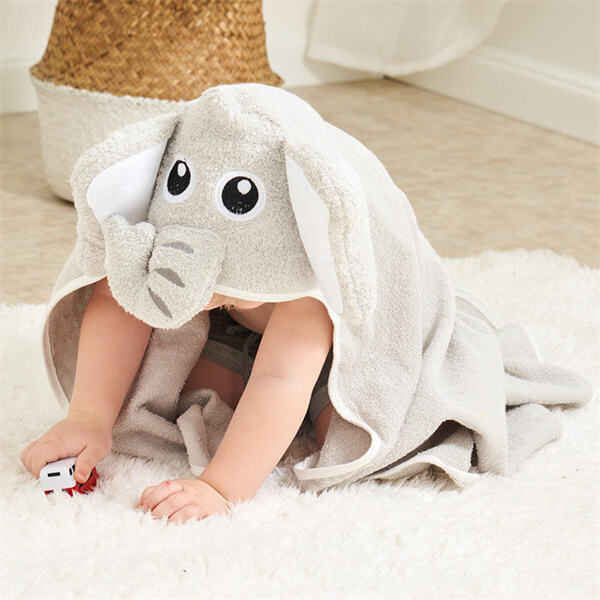Discover the convenience of wholesale hooded poncho towel options