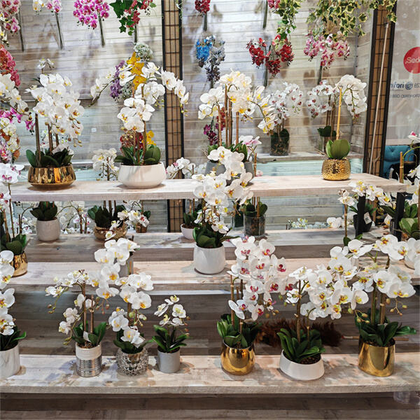 室内装飾用の造花胡蝶蘭の便利さ