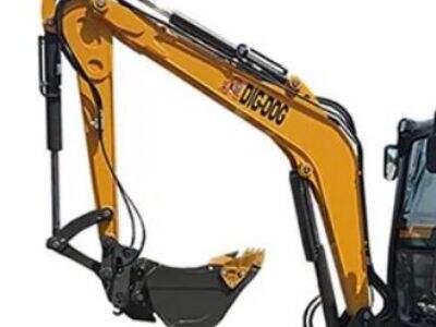 How an Excavator with Thumb Can Transform Your Operations