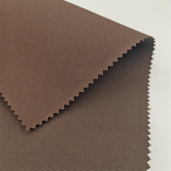Créez votre propre équipement de pluie avec notre tissu imperméable à la pièce