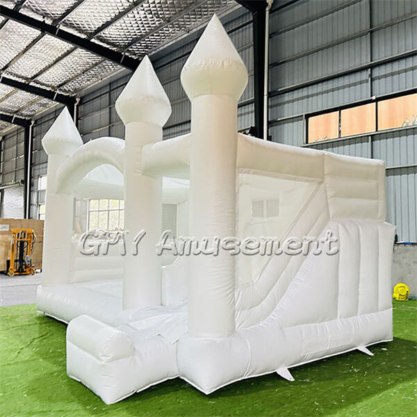 How To Use a White Jump House?