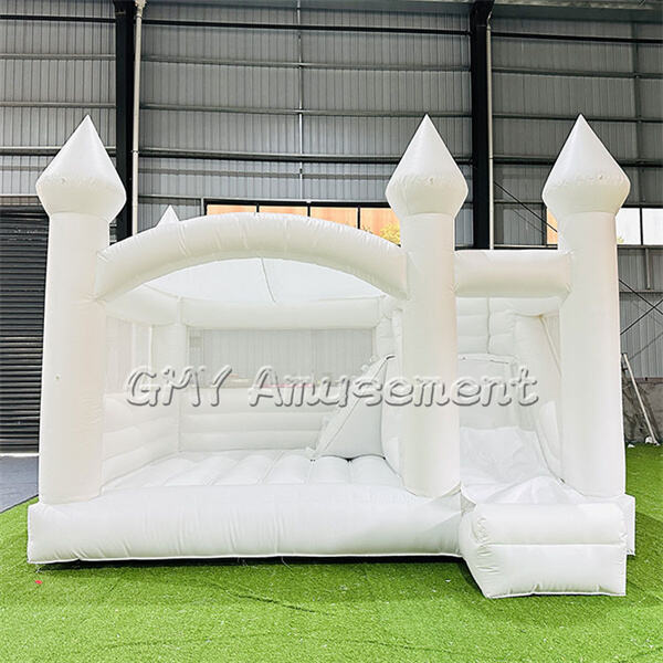 How to Use an All-White bounce house