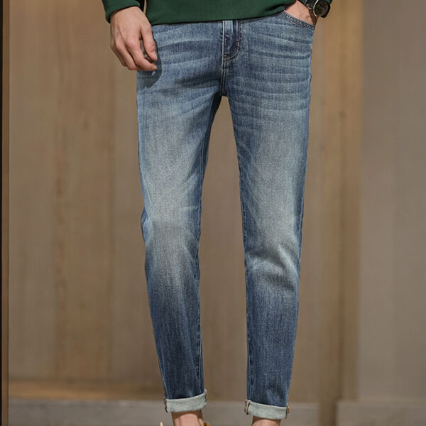 Nýsköpun á karlmannsjeans í venjulegri passingu