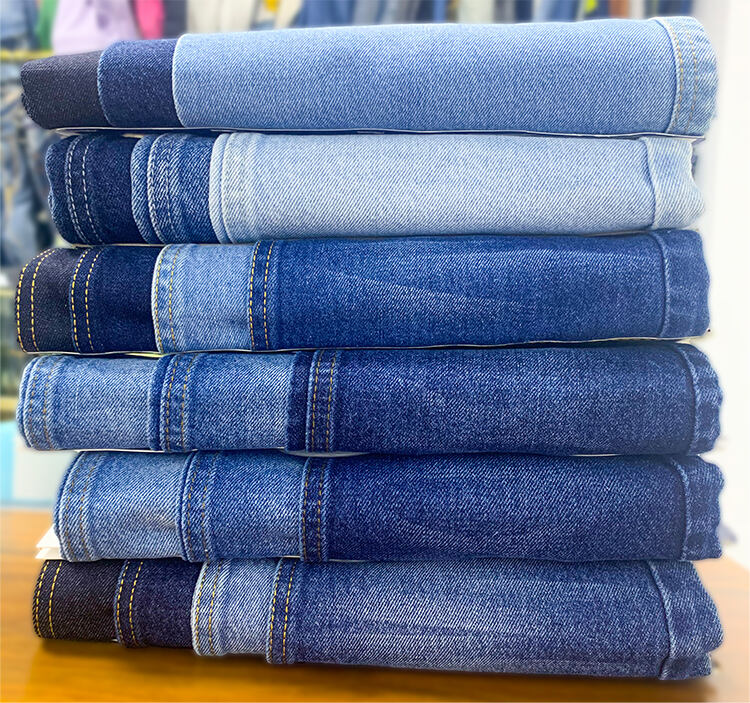 Custom wholesale factory direct sales men's new casual fashion street retro wash faded loose cotton cut holes denim shorts supplier