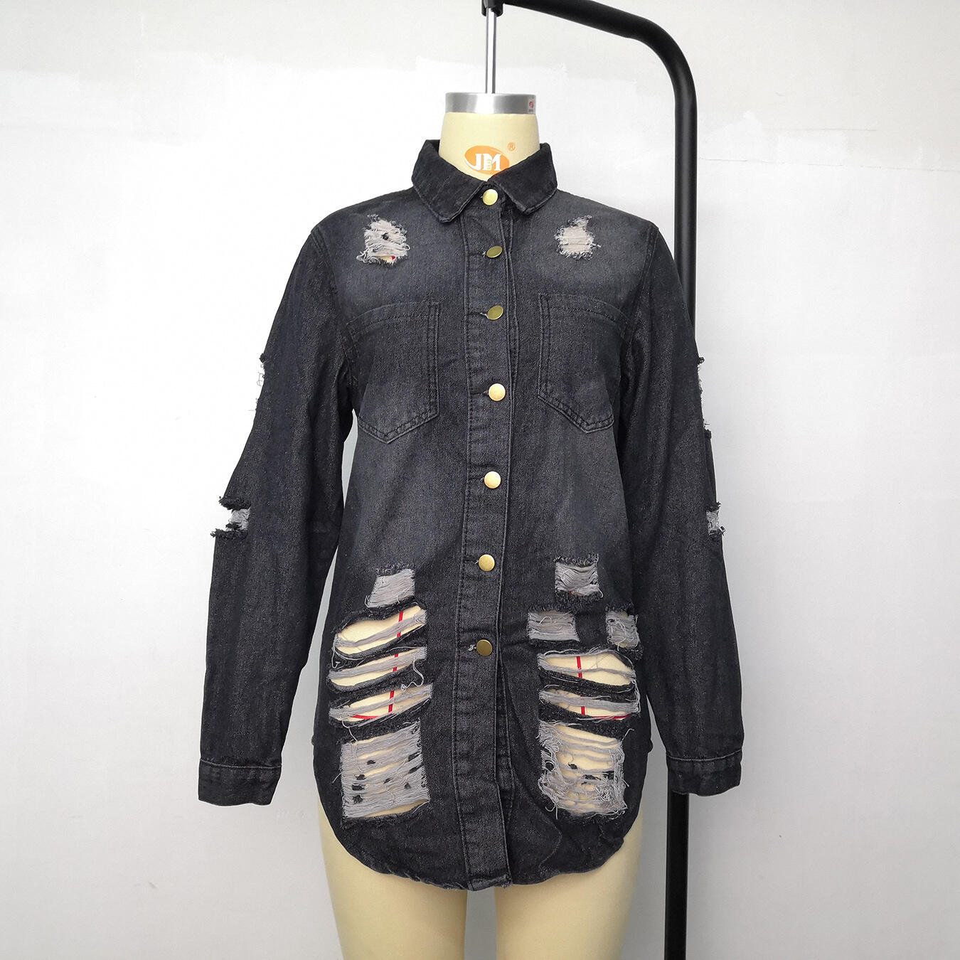 Hot Selling Ladies Denim Jacket Women Coat Casual Ripped Holes Women Jean Jackets Women's Jeans Blouse supplier