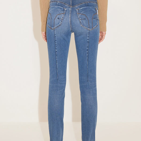 Sikkerhed i lave skinny jeans
