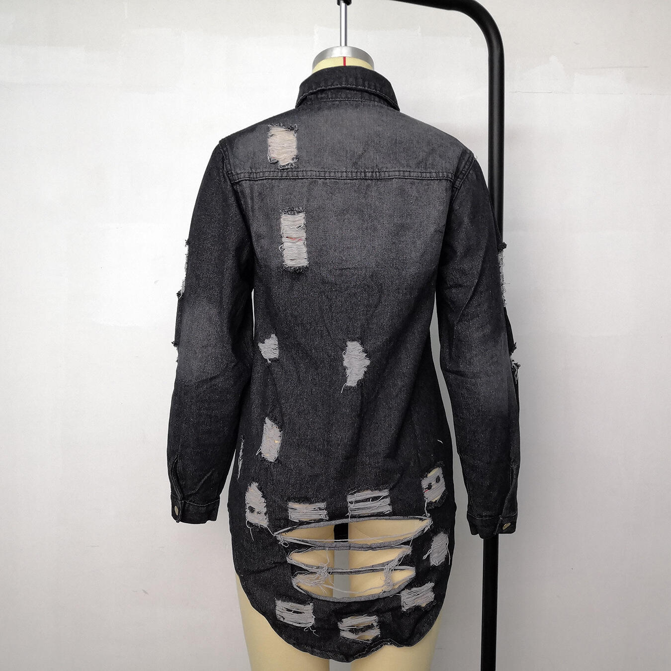 Hot Selling Ladies Denim Jacket Women Coat Casual Ripped Holes Women Jean Jackets Women's Jeans Blouse factory
