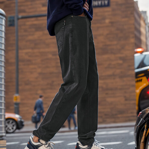 Notkun Toned Jeans Karlmenn