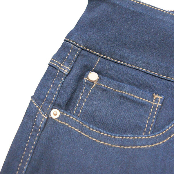 Beskyttelse af trendige jeans for kvinder