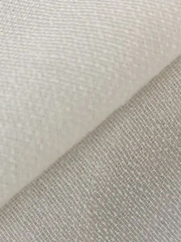 Polyester Soft and Comfortable Fashion Clothing Fusible Woven Widely Usage Interlining